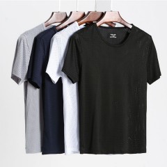 夏季冰絲網(wǎng)眼短袖男T薄款鏤空透氣速干t恤韓版修身運(yùn)動(dòng)上衣