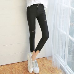 韓都衣舍2017春季新款不加絨薄款破洞外穿打底褲女九分褲韓版夏季 領(lǐng)券下單立減/單件包郵/先拍先發(fā)貨！